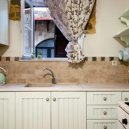 Dom wakacyjny A33 Rhodes Old Town House Rhodes City