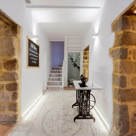 A33 Rhodes Old Town House Rhodes City