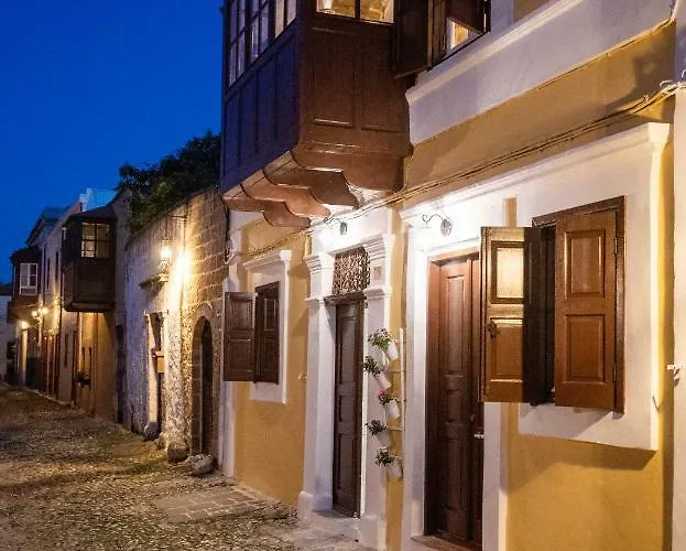 A33 Rhodes Old Town House Rhodes City