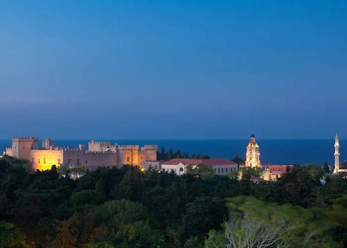 A33 Rhodes Old Town House Case de vacanță *